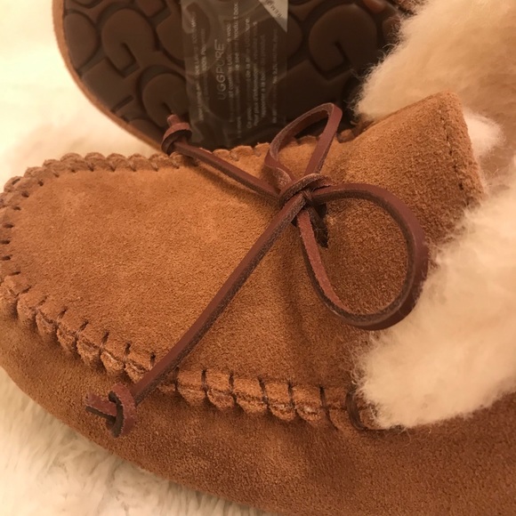 UGG Alena Moccasin - Picture 9 of 14